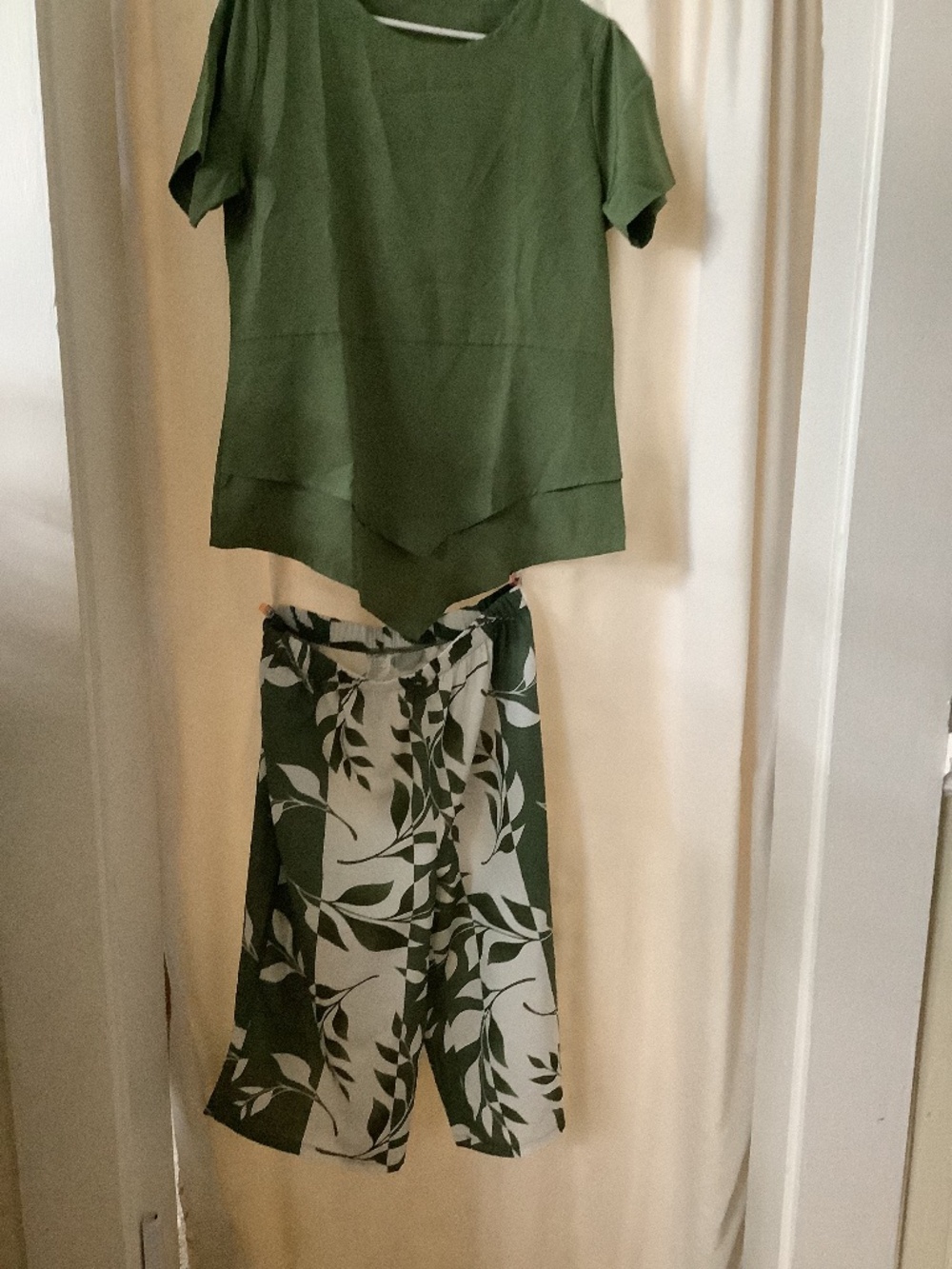 Top & Capri set size lg